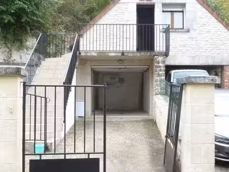 studio mansardé indépendant