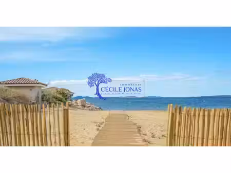 la londe les maures : mazet rénové  plage miramar à pied