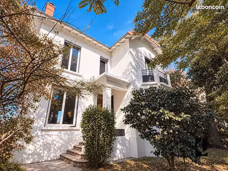 maison 7 pièces 140 m²