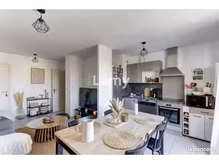 appartement 3 pièces 59 m²