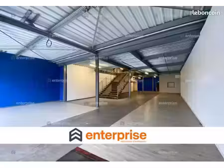 local commercial 670 m²