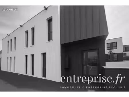 bureaux 328 m² beaucouzé
