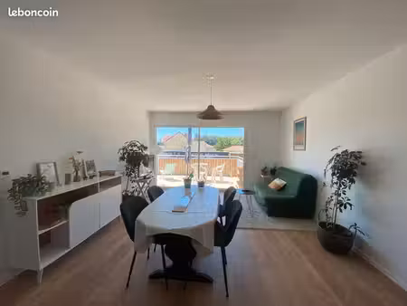location meublée - appartement 2 pièces - 49 m2 avec une belle terrasse