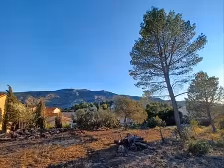 parcelle viabilisée de 466m2