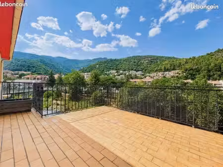appartement t3 terrasse  balcon  garage et cave