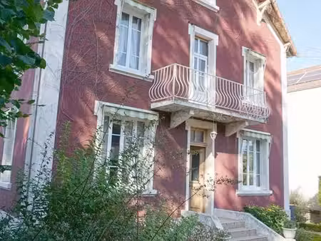 propriété 9 pièces 230 m²