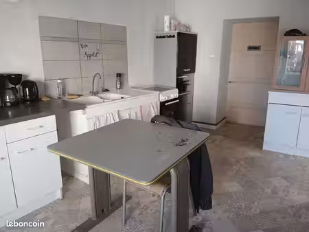 appartement t2 centre ville st macaire en mauges