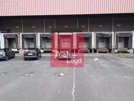 entrepot - logistique 2360 m² cournon d'auvergne