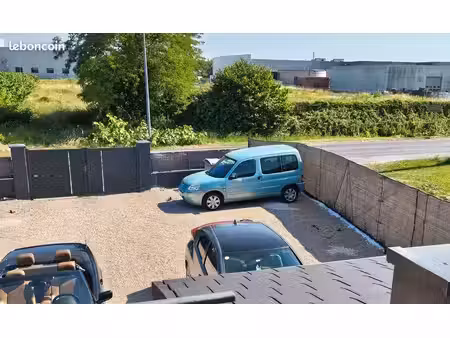 hébergement pour vos équipes – maison rénovée 135 m² – 500 m de l'autoroute