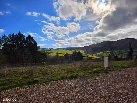 terrain 950 m² matour