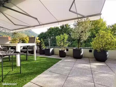 appartement 4 pièces 118 m²