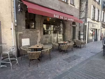 fonds de commerce bar – riom centre – très bon emplacement