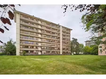 parking/box 19 m² annecy