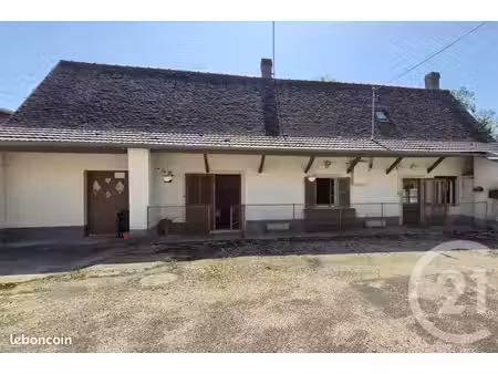 ferme 4 pièces 97 m²