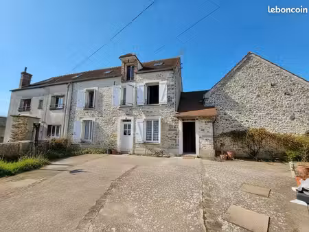 immeuble 7 pièces 161 m²