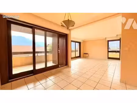 appartement 4 pièces 93 m²
