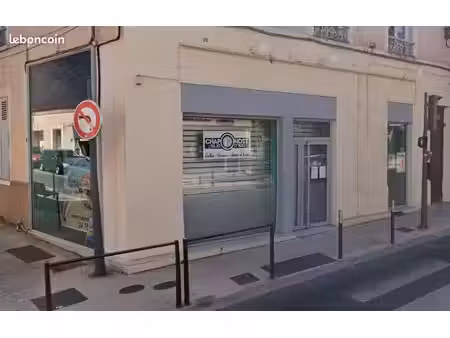 local commercial 125 m²