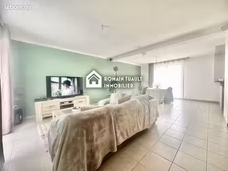 maison 7 pièces 110 m²