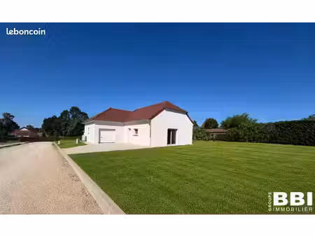 villa 4 pièces 98 m²