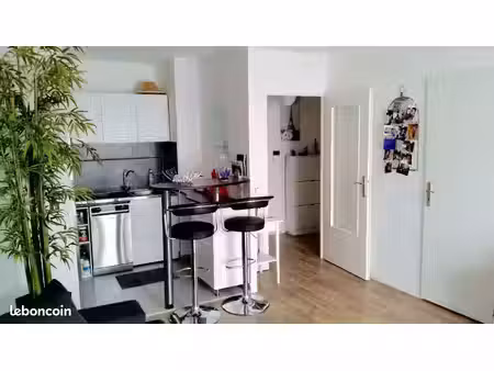 à louer – t2 de 40 m²– bois-d’arcy
