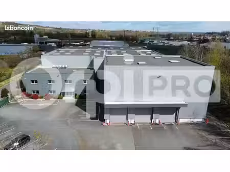 local d'activité 4 700 m²