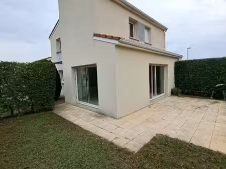 maison 4 pièces 102 m²