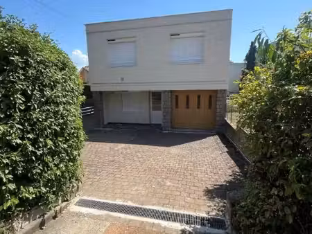 maison 5 pièces 130 m²