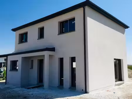 propriété 6 pièces 130 m²