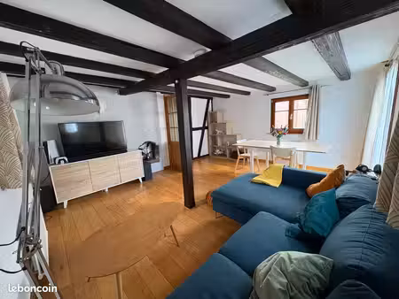 vente maison individuelle 118m2  5 pièces  carré de jardin et place stationnement ; lingol