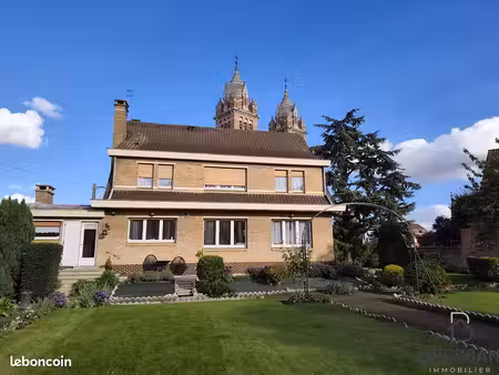 maison 7 pièces 182 m²