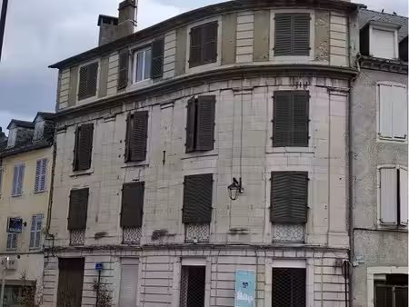 à louer – local commercial 50 m² – oloron-sainte-marie