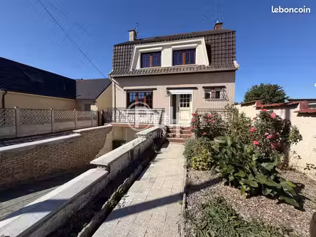 maison 6 pièces 70 m²