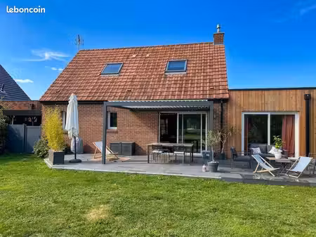 pavillon 7 pièces 141 m²