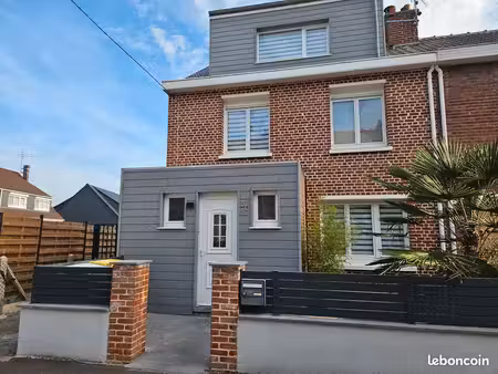 maison semi-individuelle de 149 m² – terrain de 425 m² – templemars