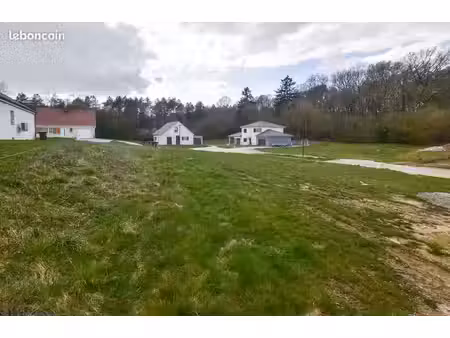 terrain 779 m² rioz