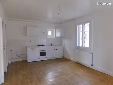 appartement 1 pièce 28 m²
