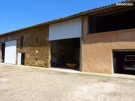 corps de ferme- dépendances-piscine