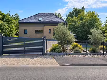 maison individuelle récente sur sebourg- aucun travaux à prévoir