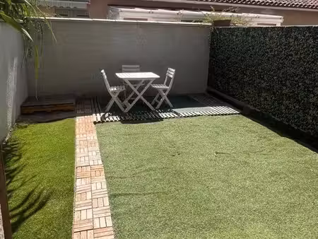 petite maisonnette indépendante