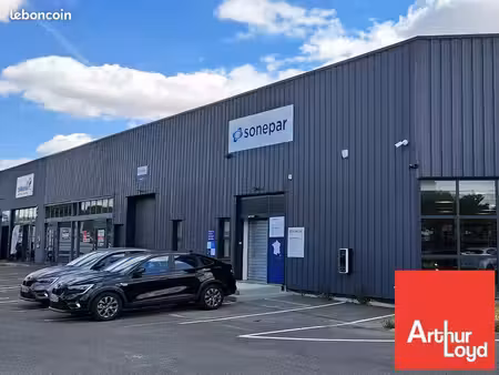 local commercial 310 m² chatellerault