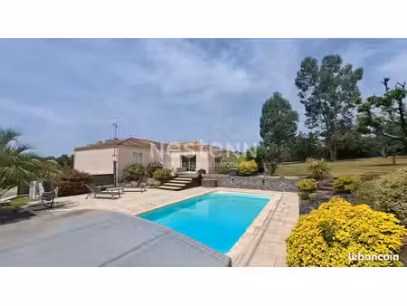 maison 6 pièces 180 m²