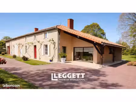 maison 7 pièces 290 m²