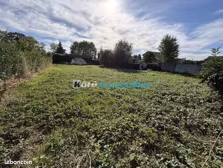 terrain 714 m² aureilhan