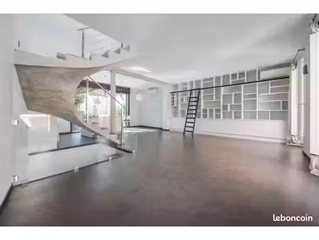 marseille 7e - maison contemporaine au calme avec jardin - st victor