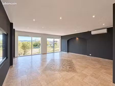 local commercial 91 m² le cannet-des-maures
