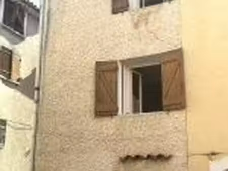 maison de village t3 à rénover - 49m²