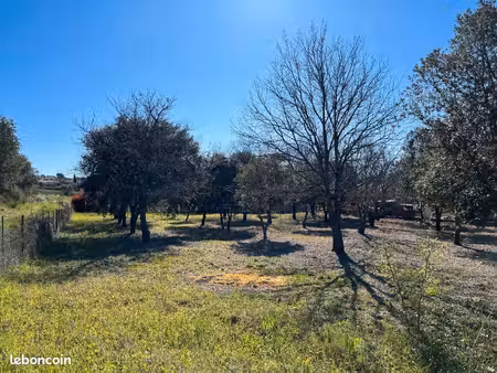 terrain 1 490 m² tavernes