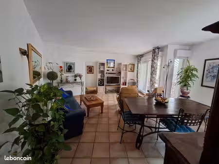 appartement 3 pièces – 70 m² – 2 chambres – balcons – garage – cave
