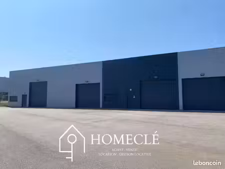 local 150 m² guéreins