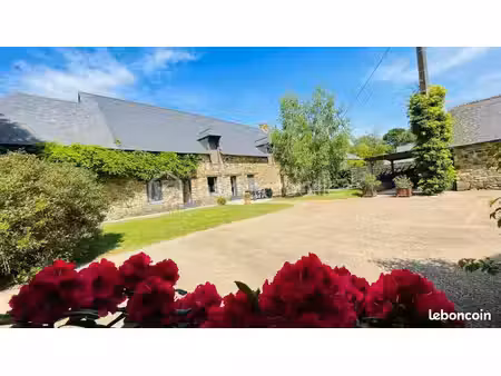 maison 7 pièces 214 m²